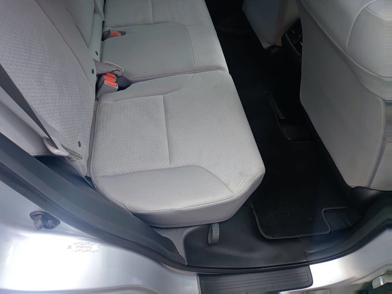 Used 2015 Honda CR-V LX image 13