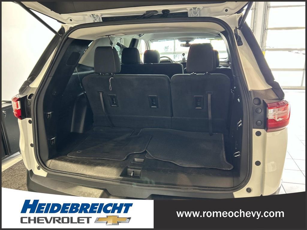Used 2021 Chevrolet Traverse LS FWD image 15