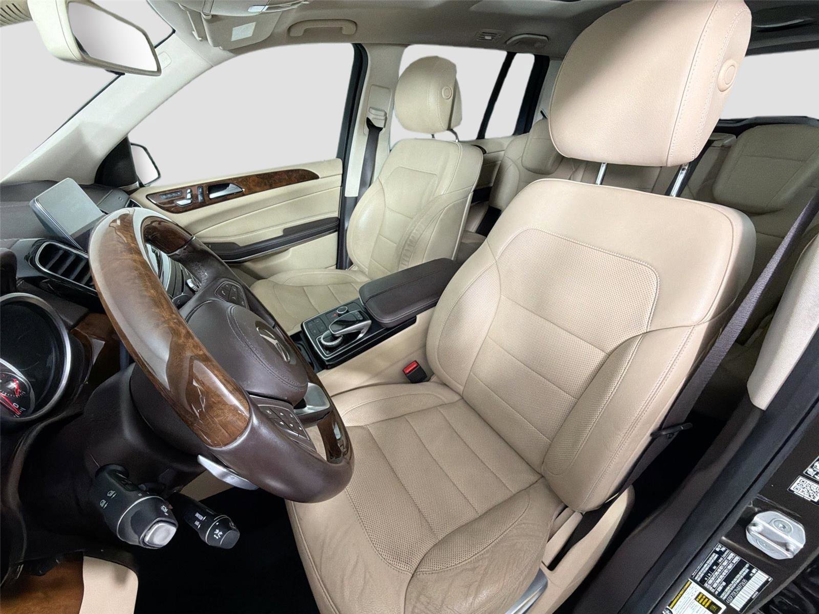 Used 2017 Mercedes-Benz GLS 550 4MATIC image 19