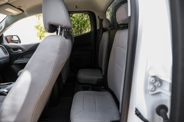 Used 2020 Chevrolet Colorado LT w/ Safety Package RWD image 32