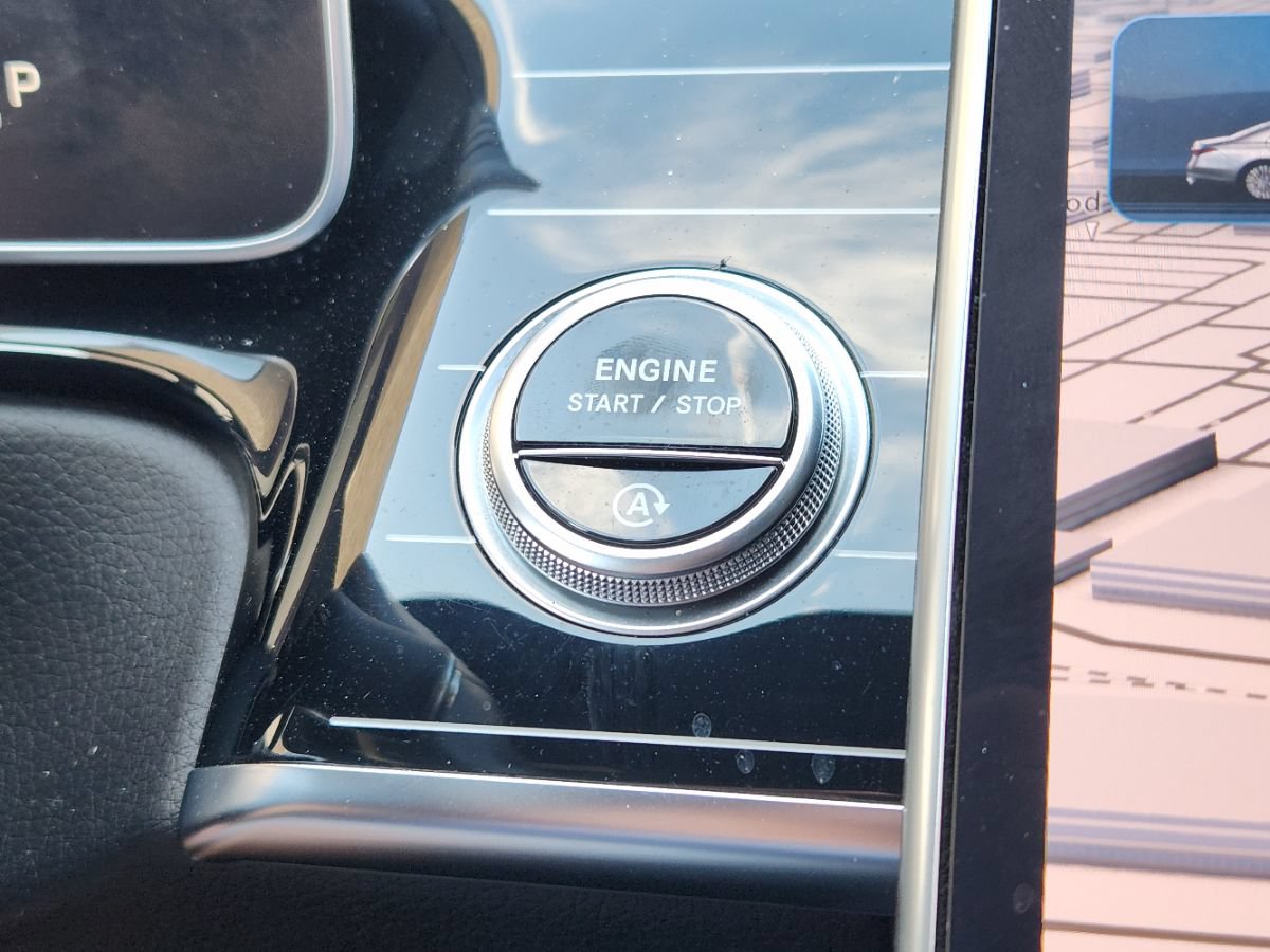 Used 2022 Mercedes-Benz S 580 4MATIC Sedan w/ AMG Line Package image 40