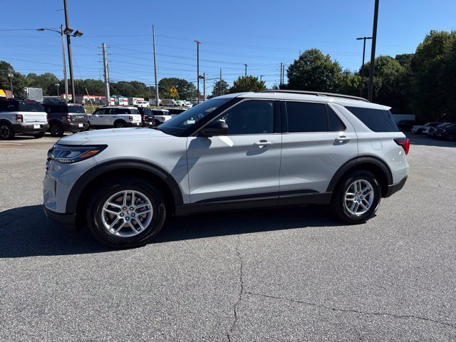 New 2027 Ford Explorer Active RWD image 6