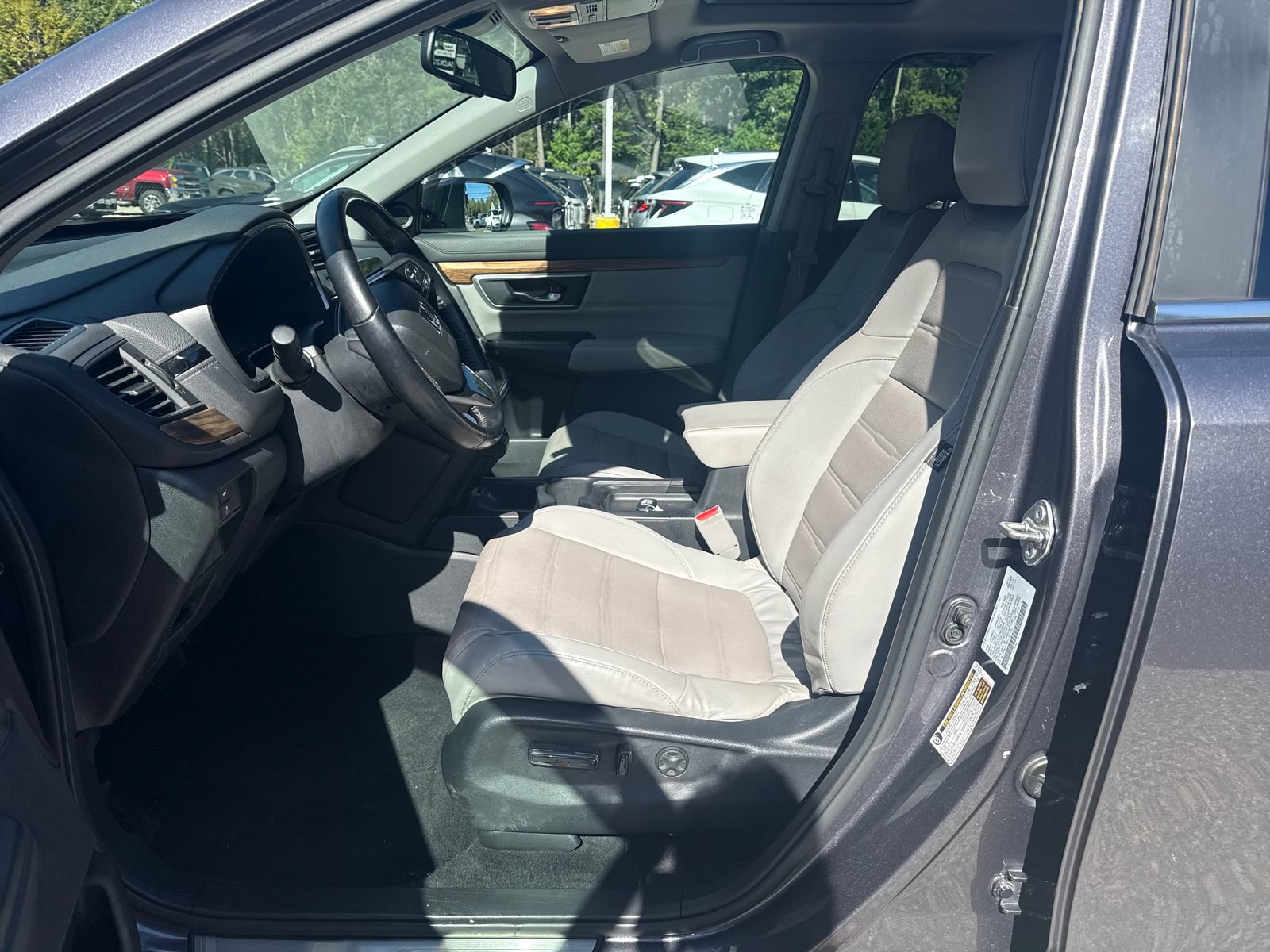Used 2017 Honda CR-V EX-L image 9