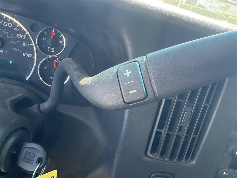 Used 2021 Chevrolet Express 3500 w/ Power Convenience Package RWD image 20