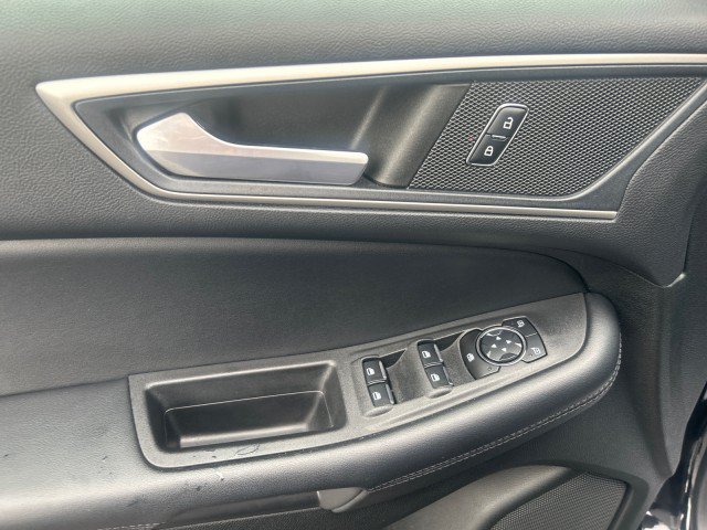 Used 2023 Ford Edge SEL w/ Convenience Package AWD/4WD image 10