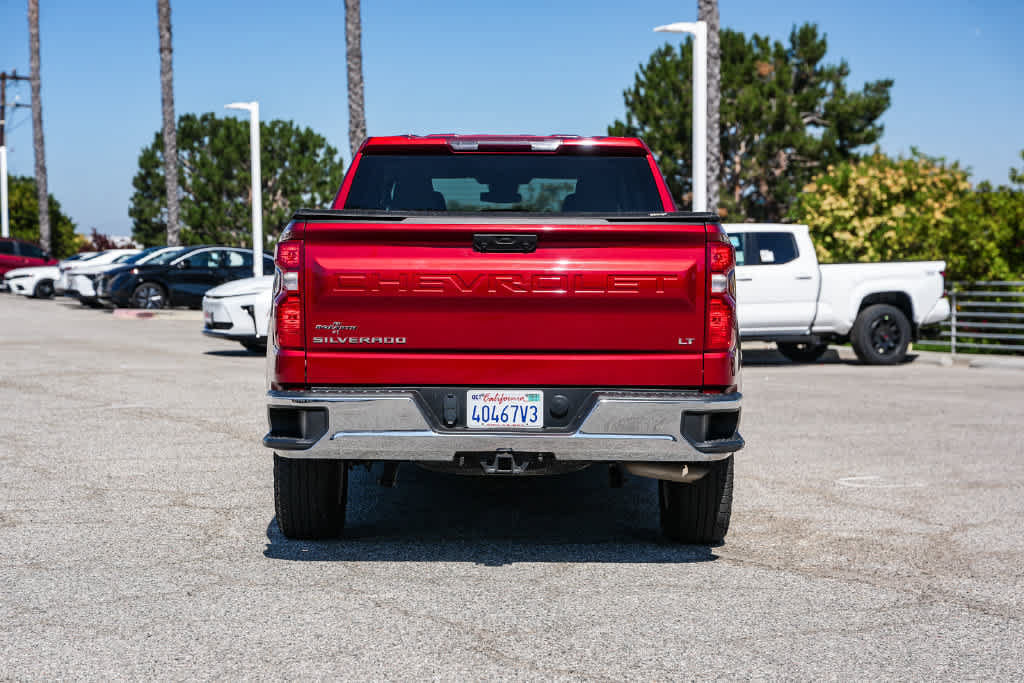 Used 2023 Chevrolet Silverado 1500 LT AWD/4WD image 7