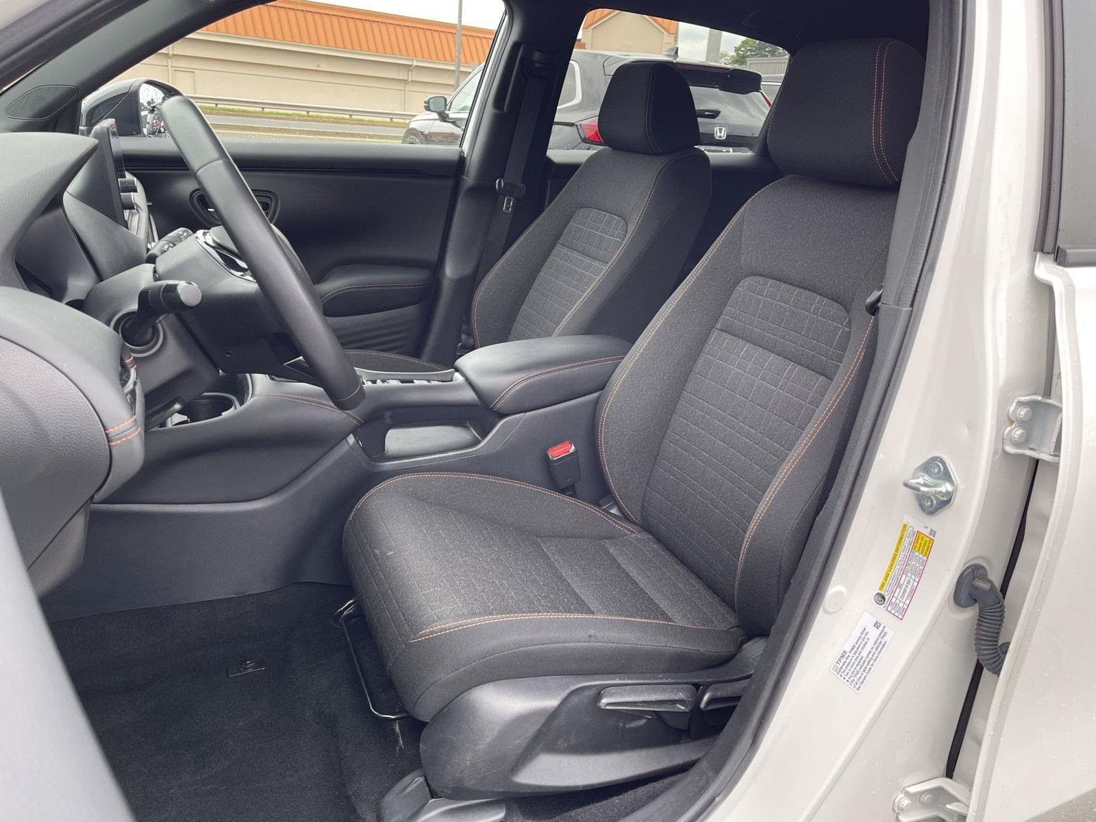 Used 2023 Honda HR-V Sport image 12