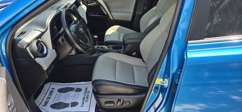 Used 2016 Toyota RAV4 Limited AWD/4WD image 12