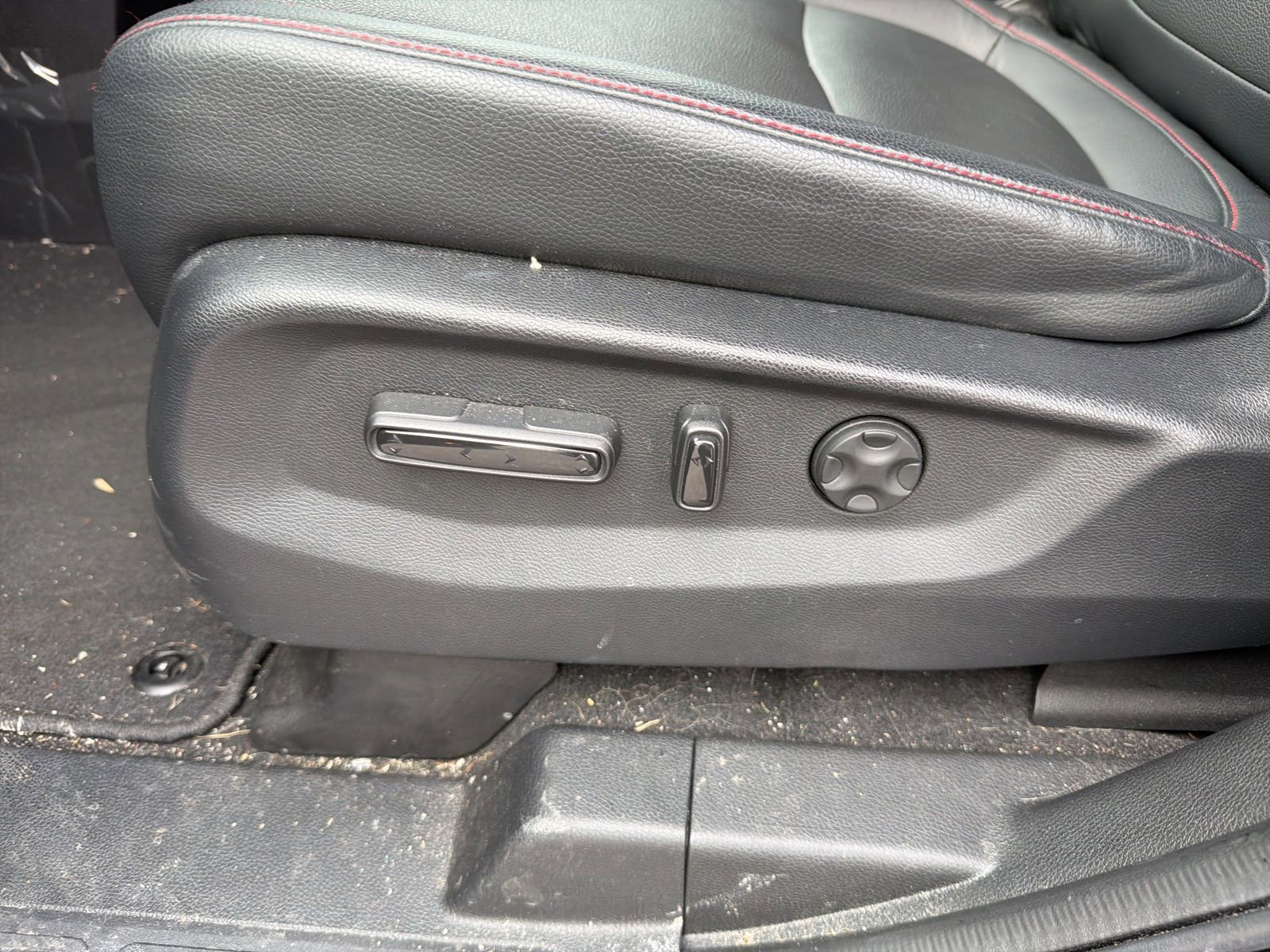 Used 2024 Honda Odyssey Sport image 13