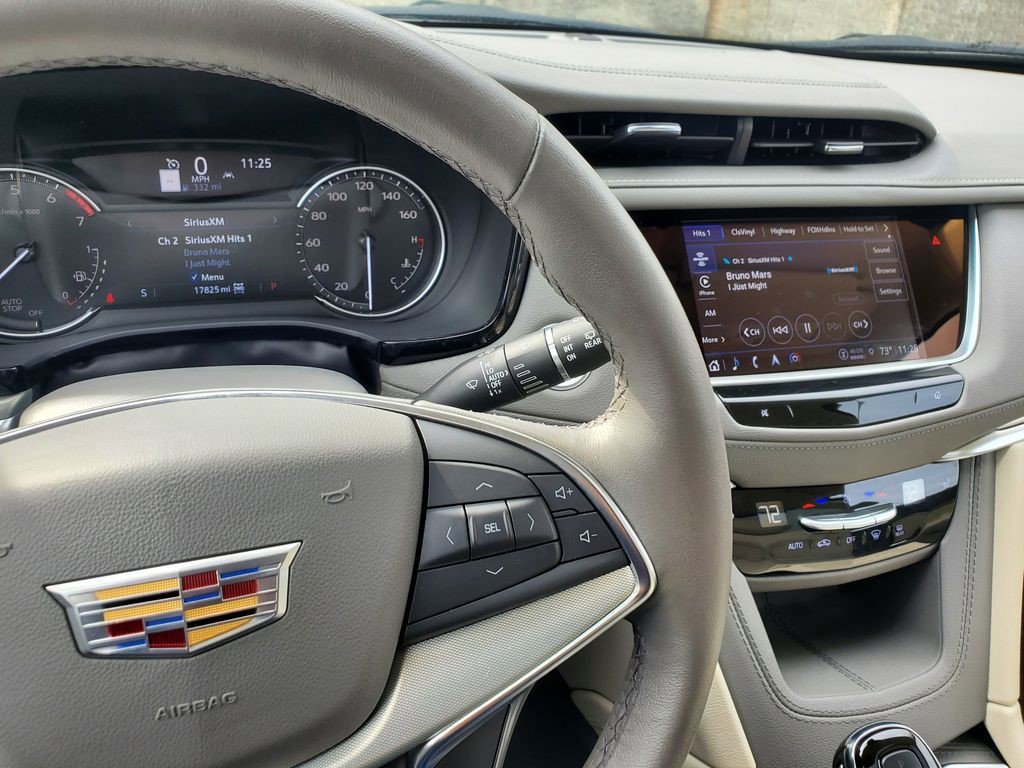 Certified 2023 Cadillac XT5 Premium Luxury w/ LPO, Floor Liner Package AWD/4WD image 26