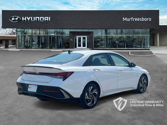 Certified 2025 Hyundai Elantra Sport FWD image 5