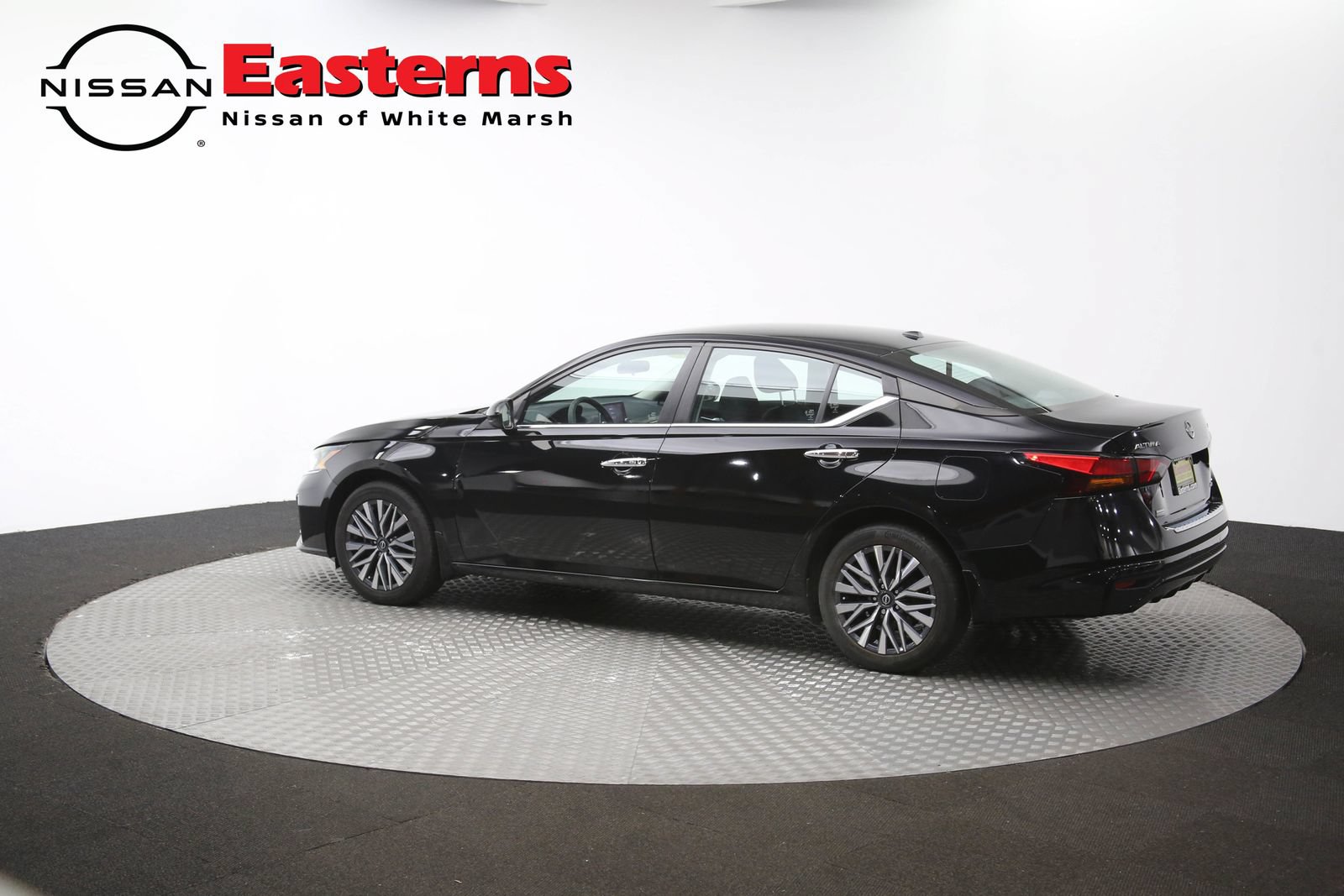 Used 2023 Nissan Altima 2.5 SV AWD/4WD image 61