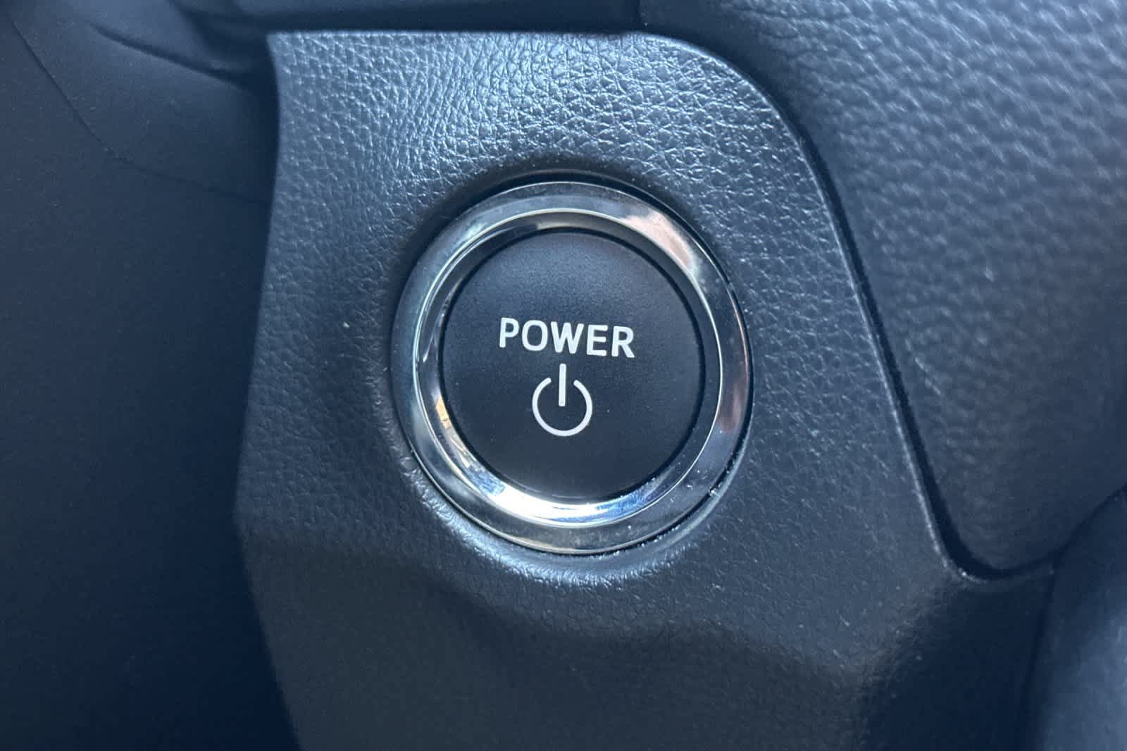 Used 2025 Toyota RAV4 XLE w/ Convenience Package AWD/4WD image 21