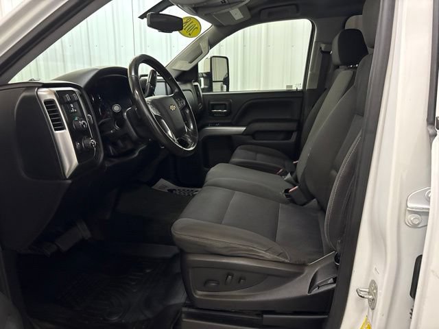 Used 2018 Chevrolet Silverado 1500 LT w/ True North Edition AWD/4WD image 29
