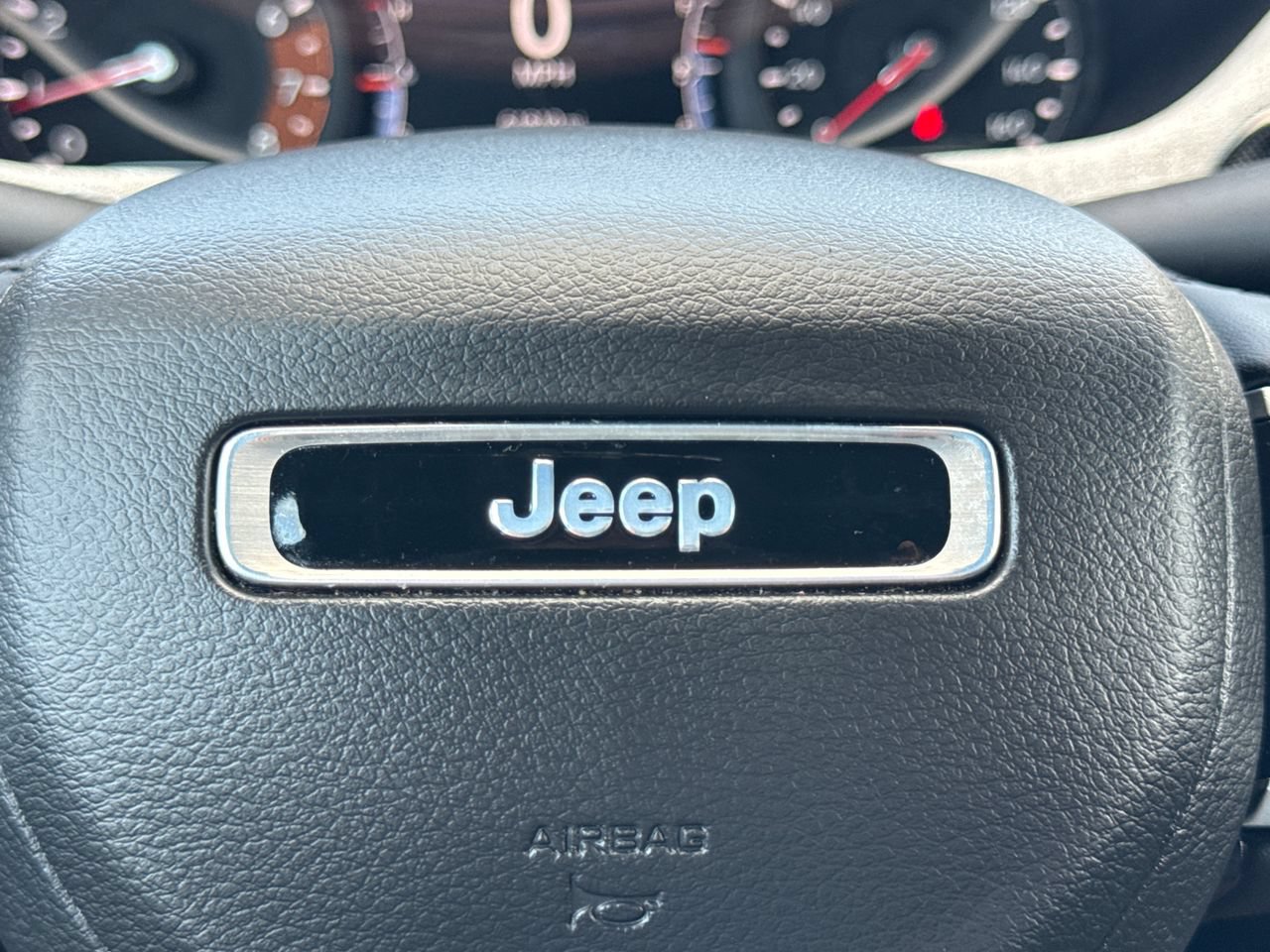 Used 2024 Jeep Compass Latitude AWD/4WD image 27
