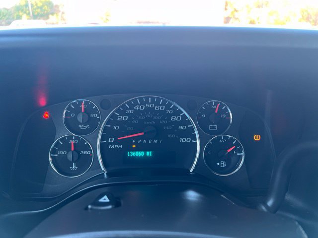 Used 2017 Chevrolet Express 2500 RWD image 20