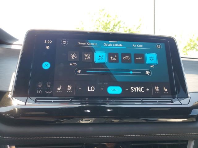 Certified 2025 Volkswagen Atlas Cross Sport SE image 20