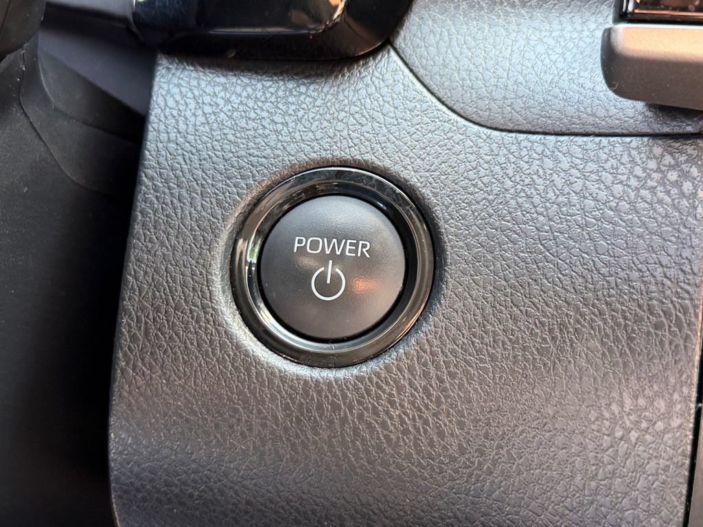 Used 2025 Toyota Camry LE FWD image 17