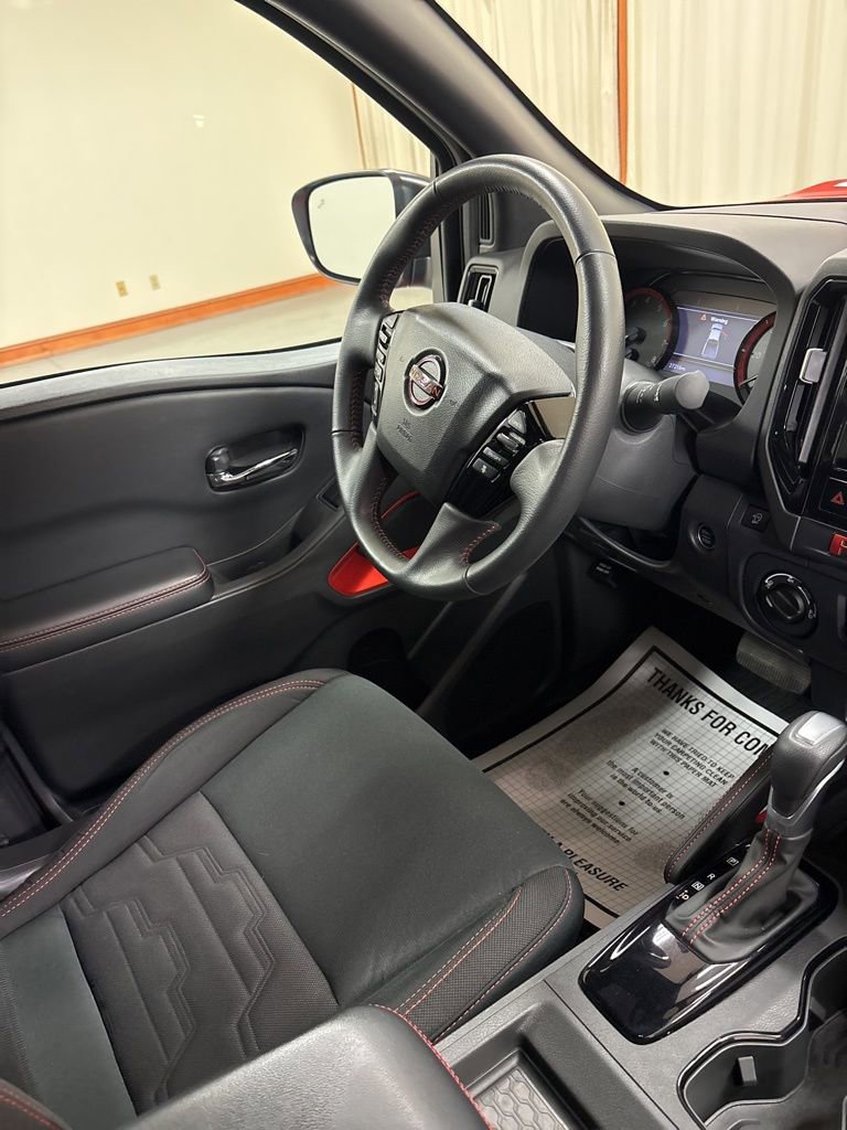 Used 2025 Nissan Frontier PRO-4X w/ Tow Package image 25