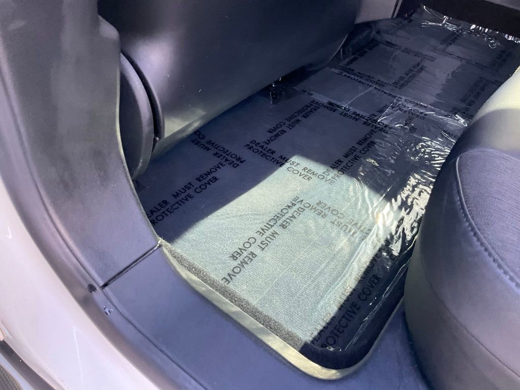 Used 2017 Tesla Model S 75 RWD image 28