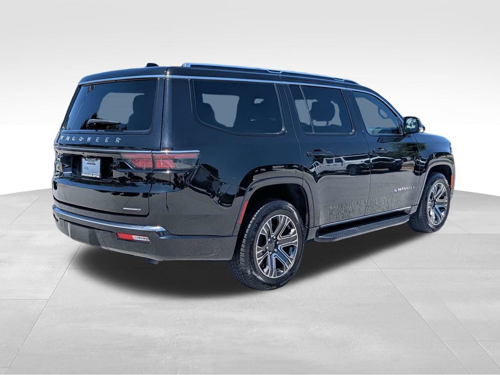 Used 2024 Jeep Wagoneer Series II AWD/4WD image 4