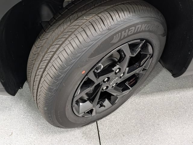 New 2026 Chevrolet Trax LT w/ Driver Confidence Package FWD image 8