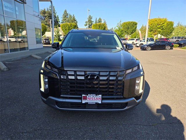 Used 2023 Hyundai Palisade Limited w/ Cargo Package image 3