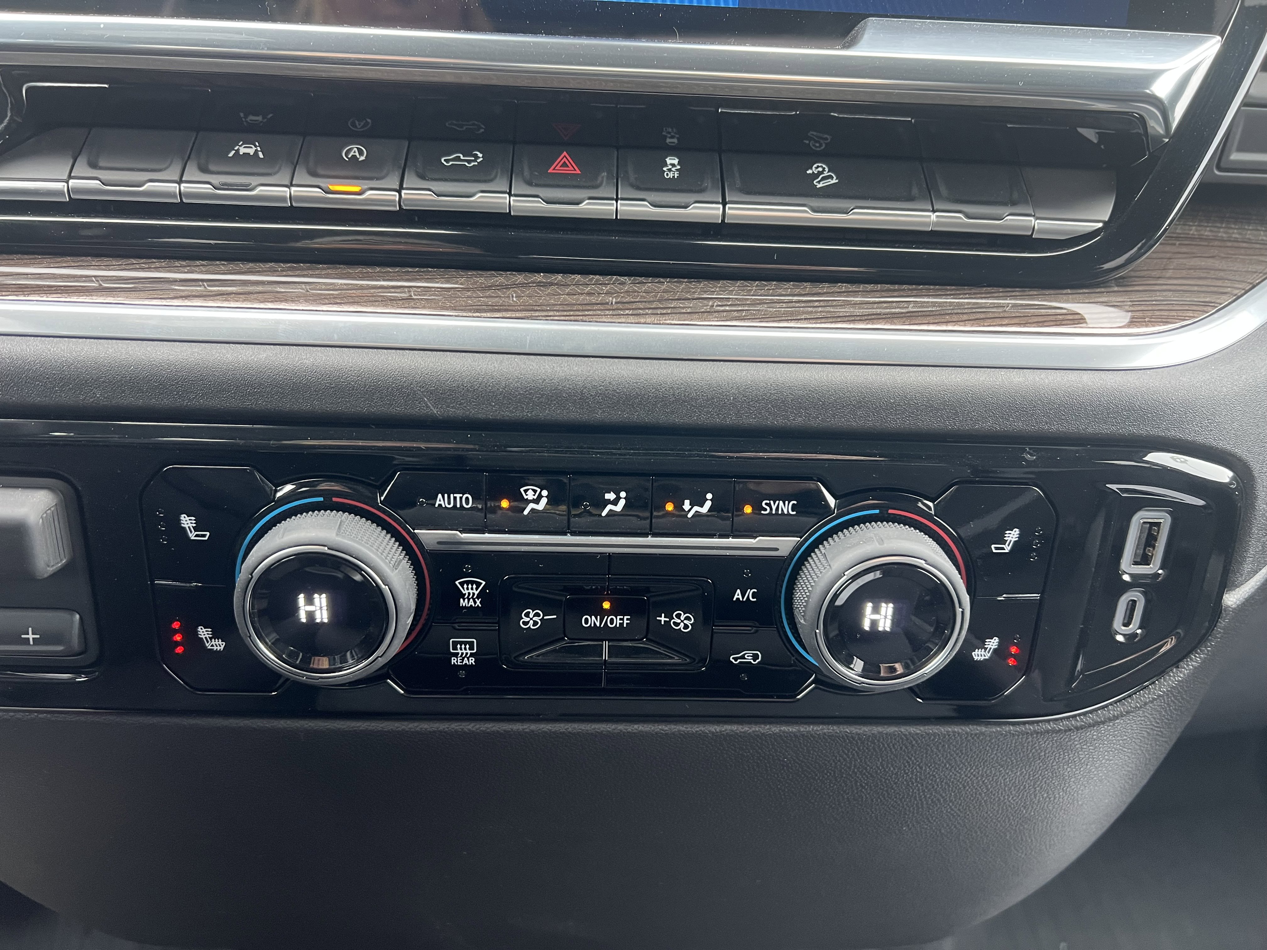 Certified 2026 Chevrolet Silverado 1500 LT w/ Z71 Off-Road Package image 21