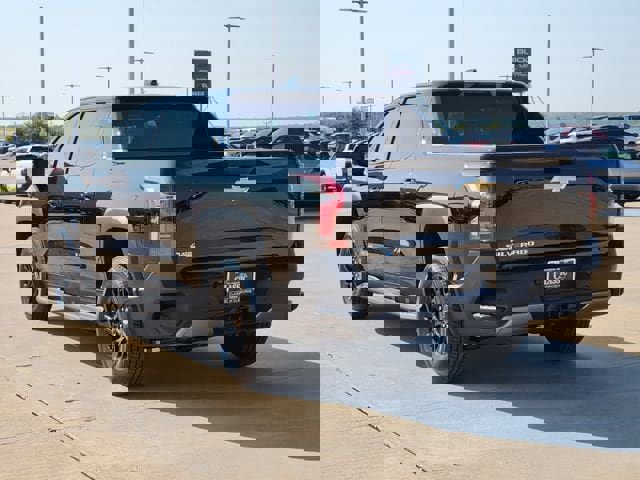 New 2026 Chevrolet Silverado EV LT image 9