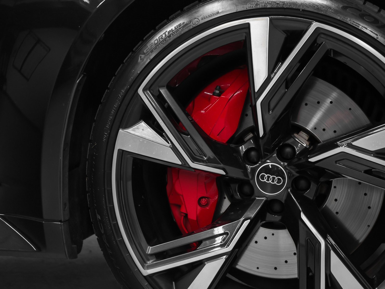 Used 2023 Audi RS 6 image 14