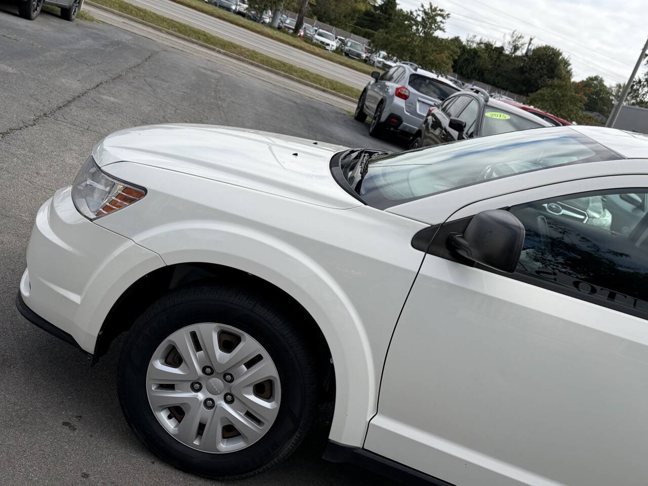 Used 2014 Dodge Journey American Value Package FWD image 3