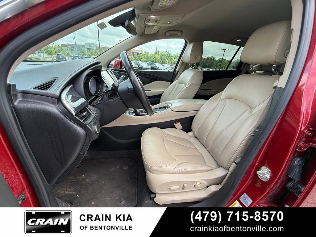 Used 2017 Buick Envision Essence FWD image 20