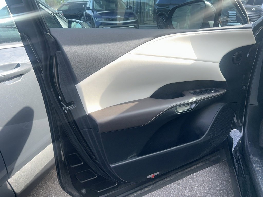 Used 2024 Lexus RX 350 w/ Technology Package image 2