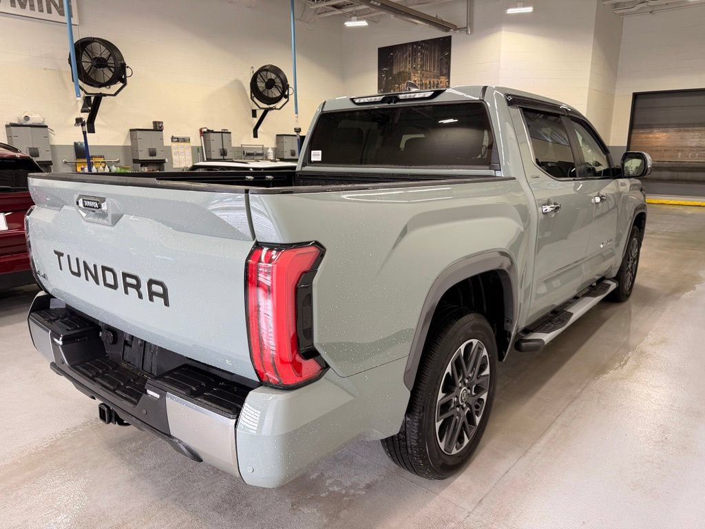 Used 2024 Toyota Tundra Limited AWD/4WD image 6