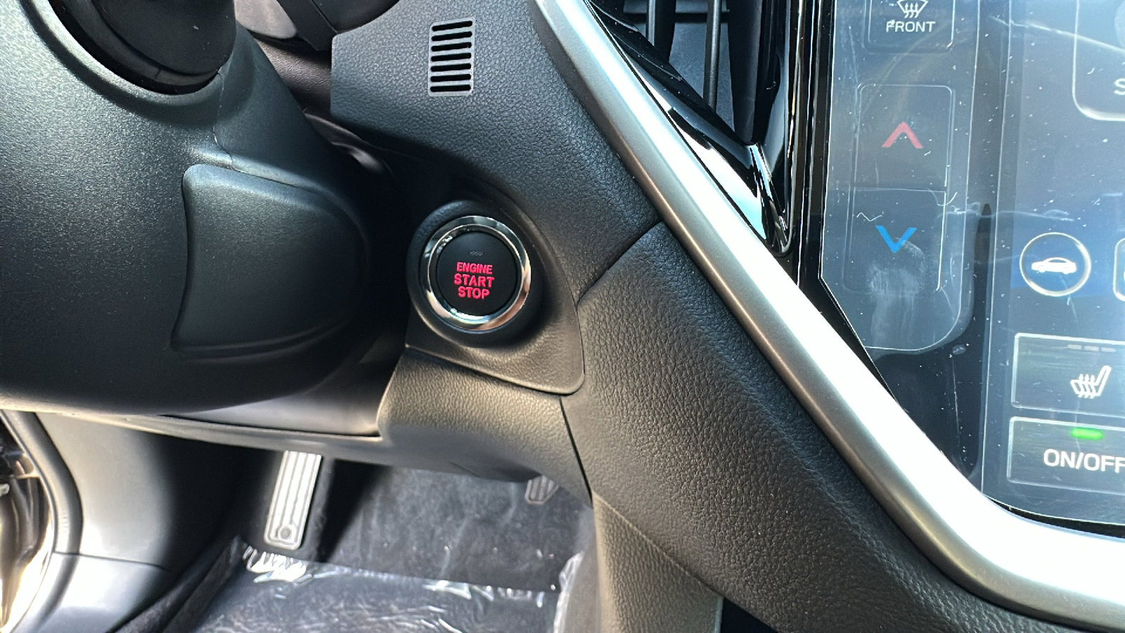 New 2026 Subaru Ascent Limited AWD/4WD image 17