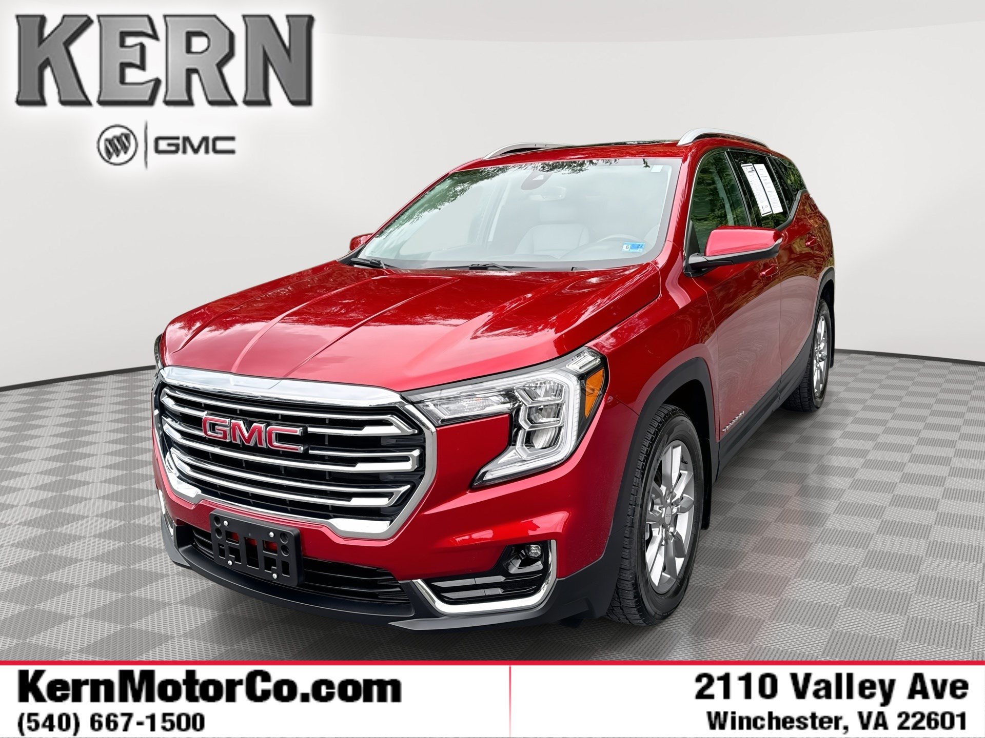 Used 2022 GMC Terrain SLT AWD/4WD image 1