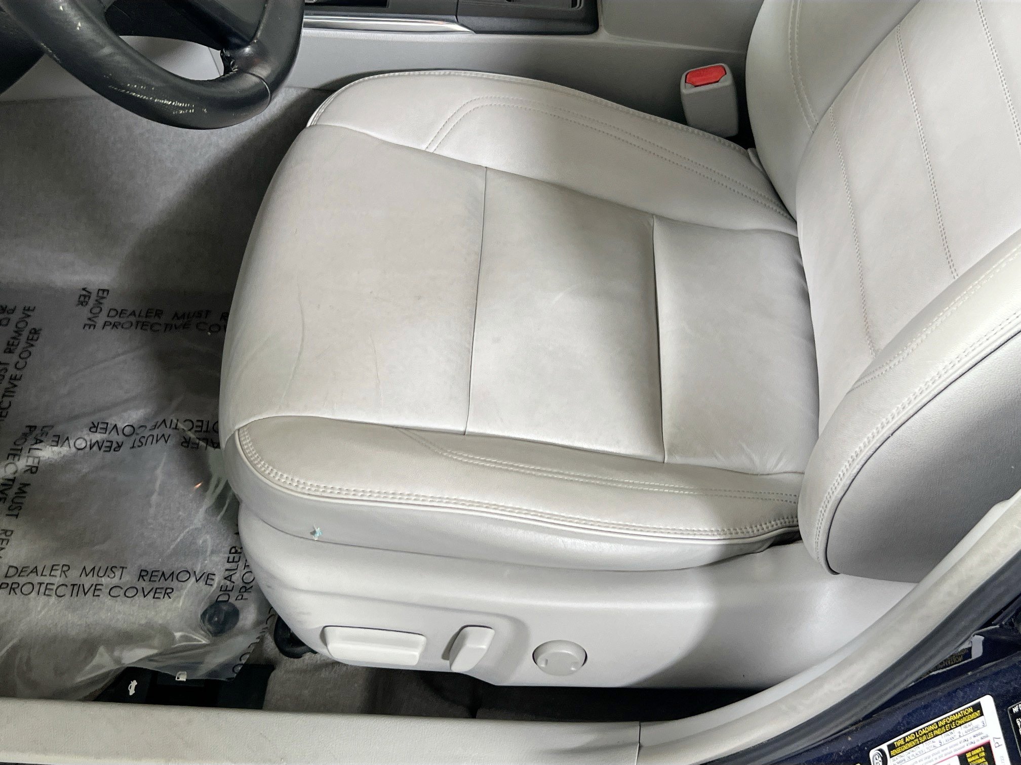 Used 2015 Toyota Camry XLE FWD image 18