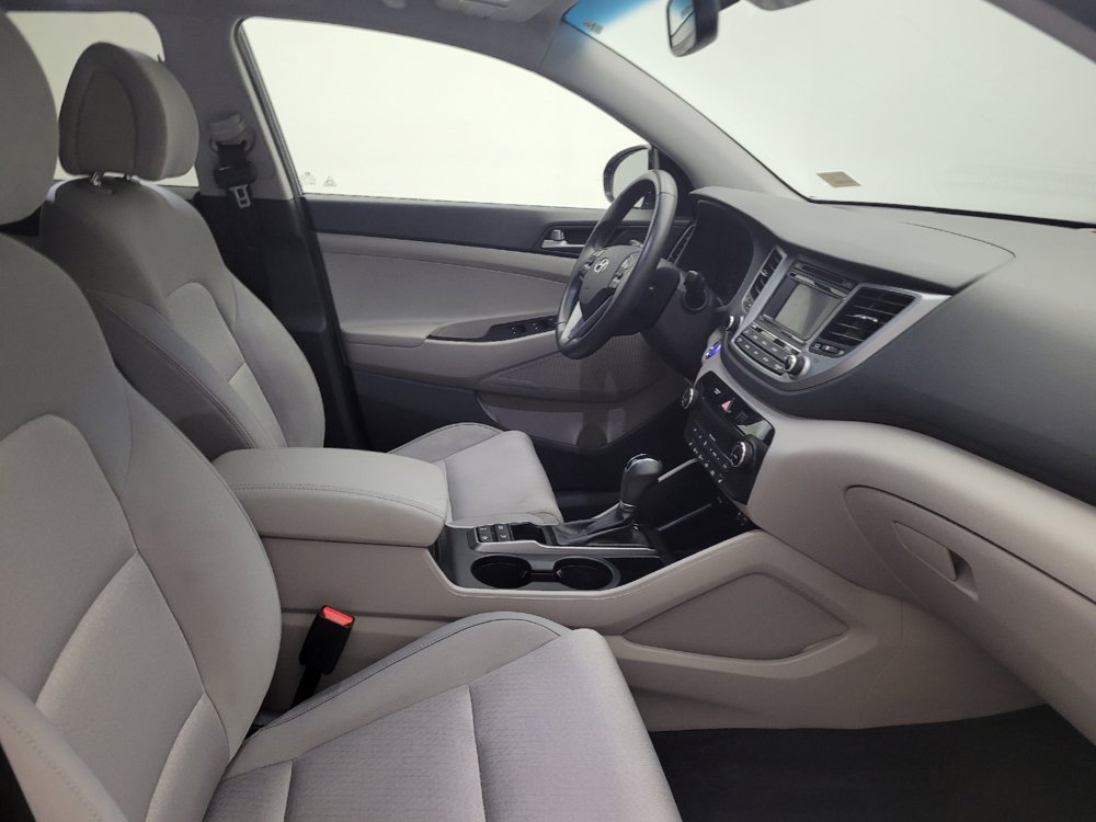 Used 2017 Hyundai Tucson Value AWD/4WD image 21