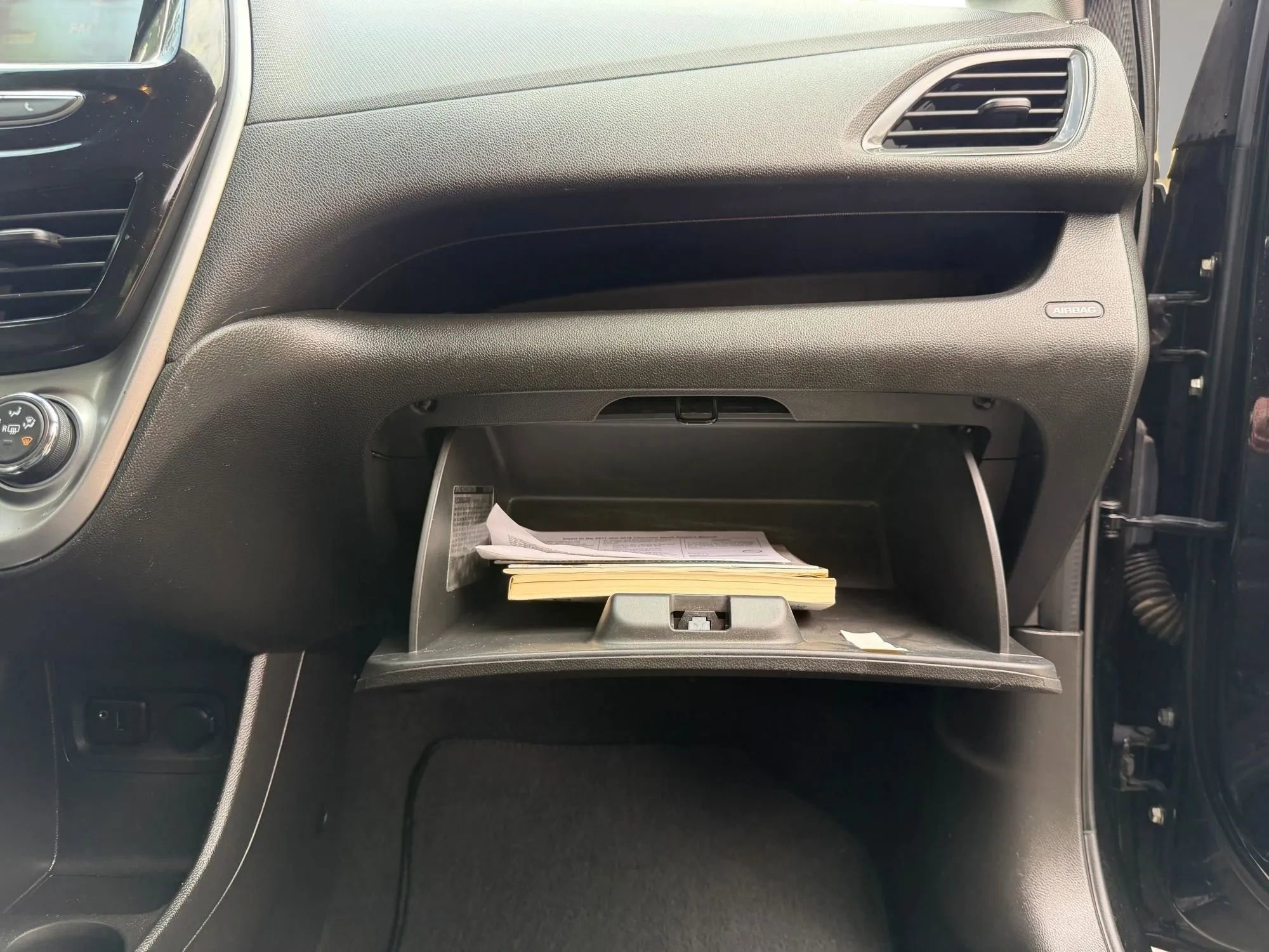 Used 2018 Chevrolet Spark LS FWD image 32