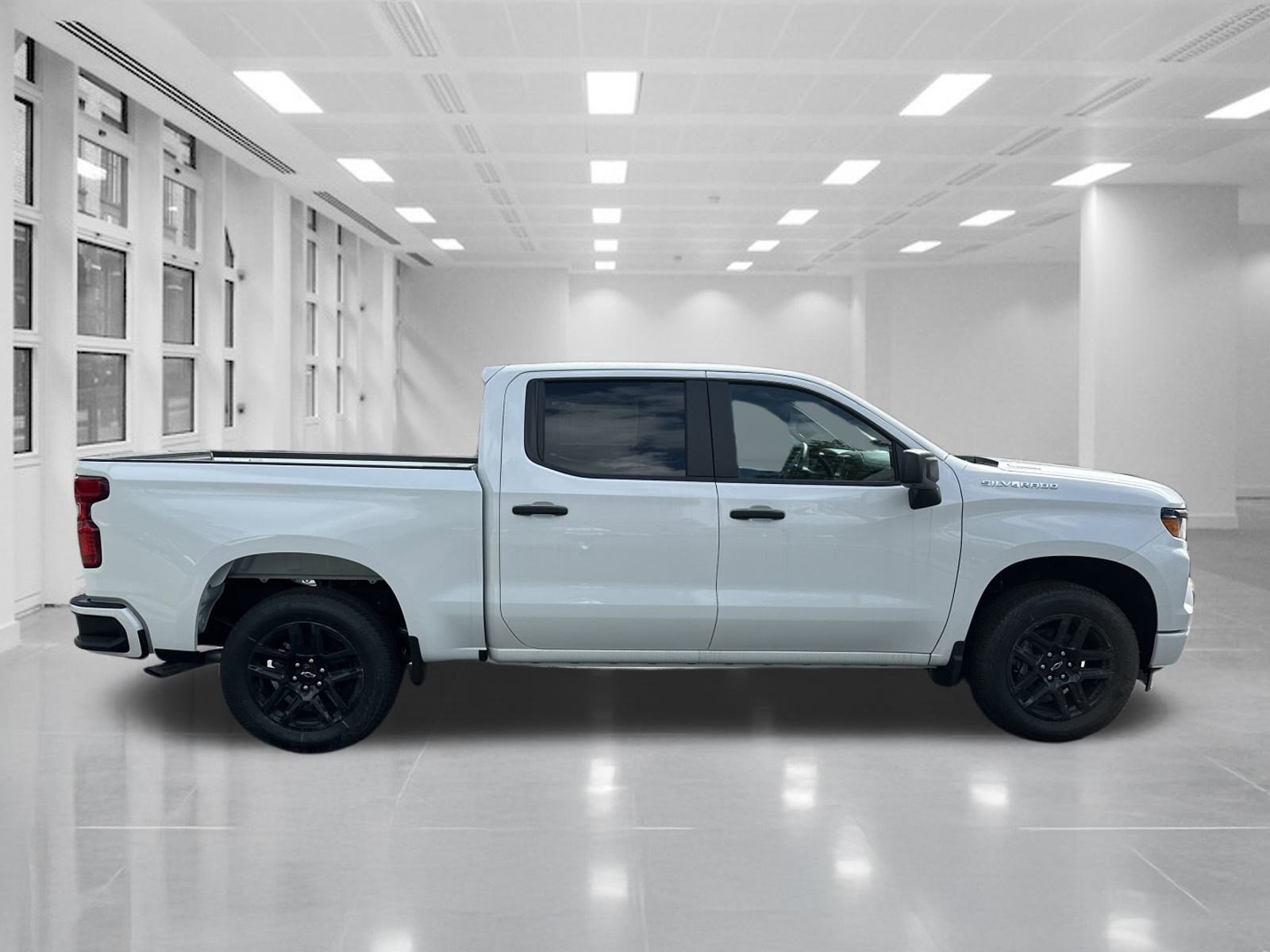 New 2025 Chevrolet Silverado 1500 Custom image 4