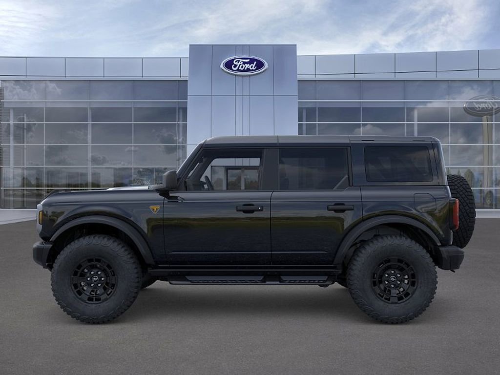 New 2026 Ford Bronco Badlands image 3