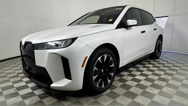 New 2026 BMW iX xDrive45 w/ M Sport Package image 3