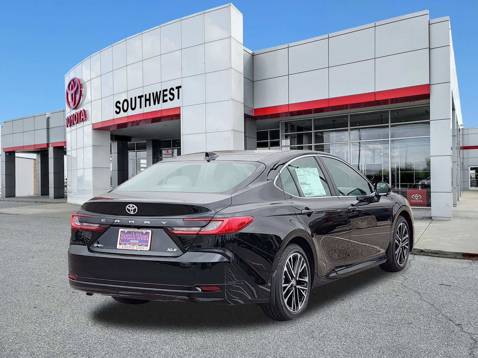 New 2026 Toyota Camry XLE w/ Premium Plus Package FWD image 5