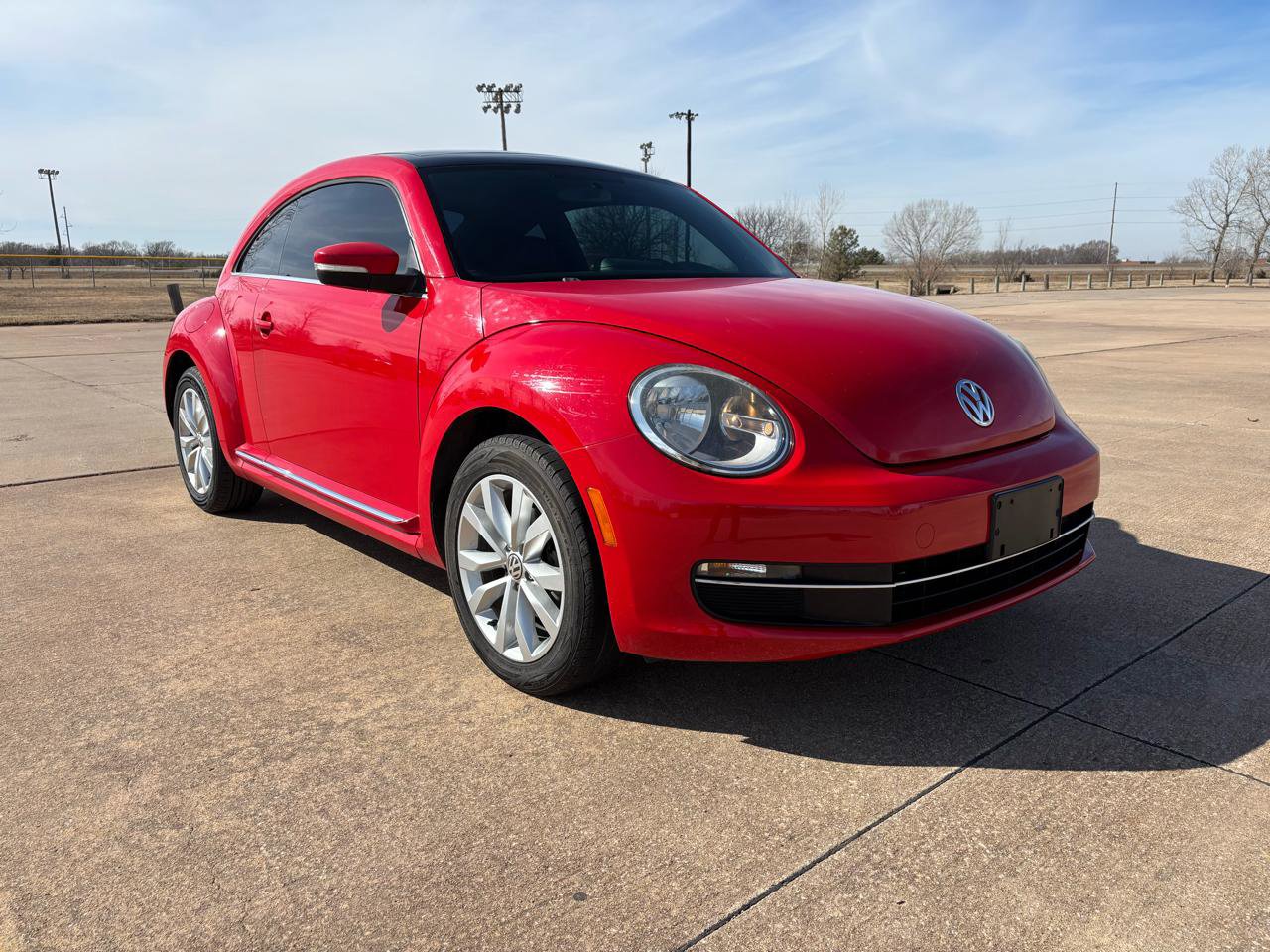 Used 2013 Volkswagen Beetle TDI FWD image 29