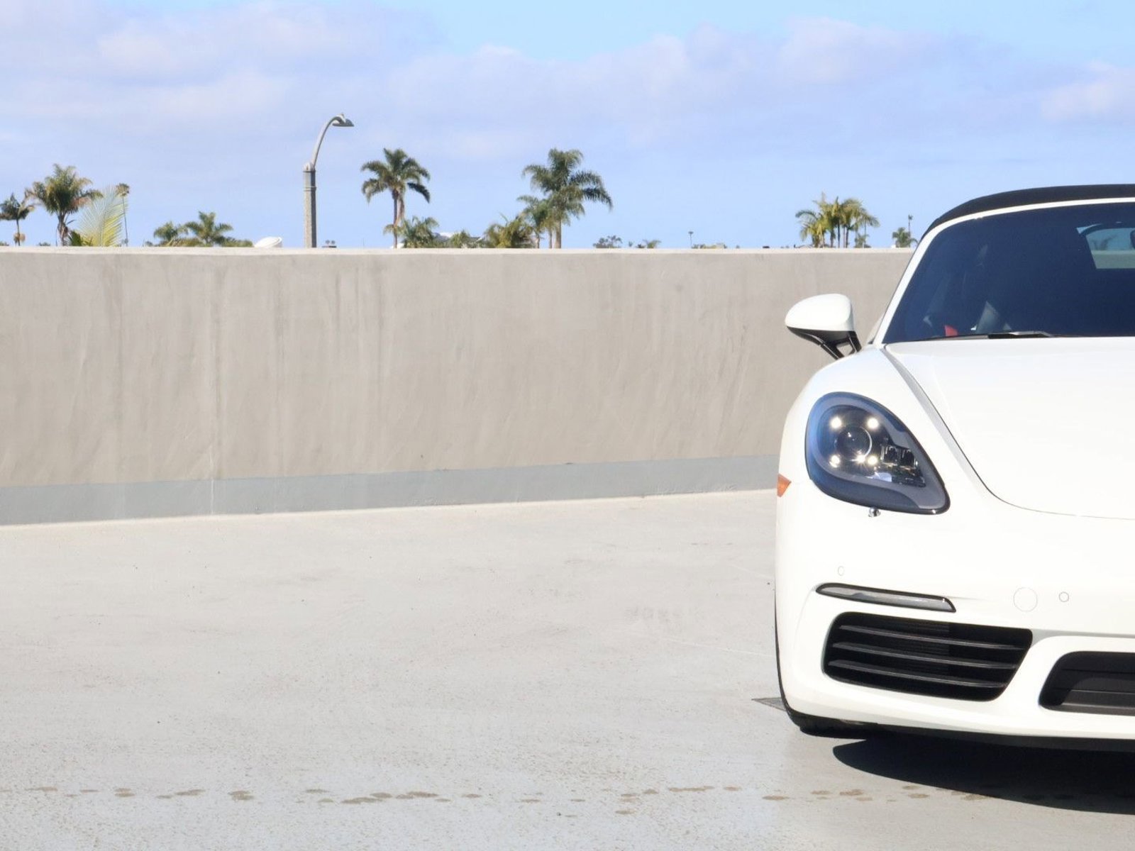 New 2025 Porsche 718 Boxster S image 12