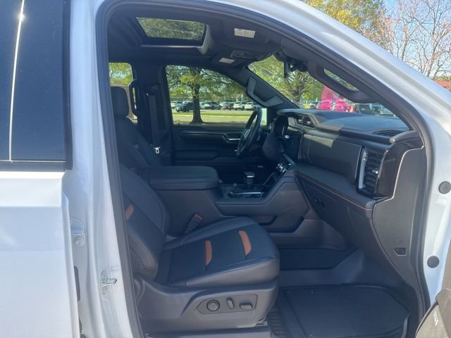 Used 2024 GMC Sierra 1500 AT4 w/ AT4 Premium Package image 16