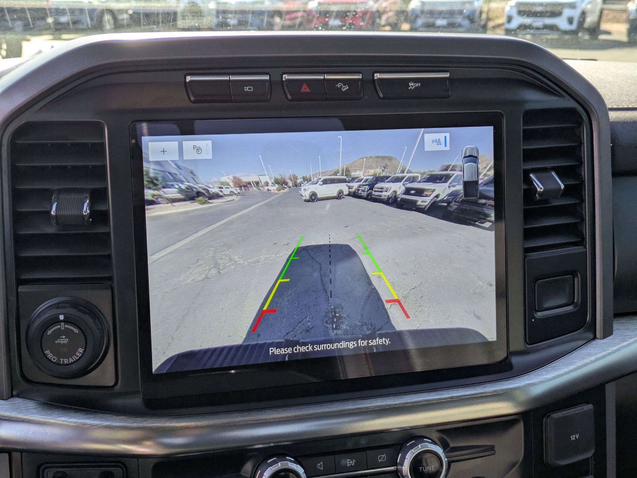 Used 2022 Ford F150 Lariat image 23