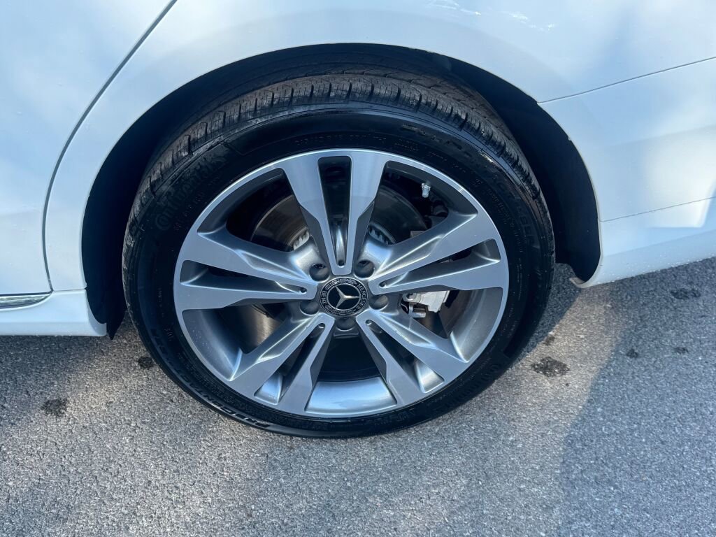 Certified 2020 Mercedes-Benz C 300 4MATIC Sedan image 25