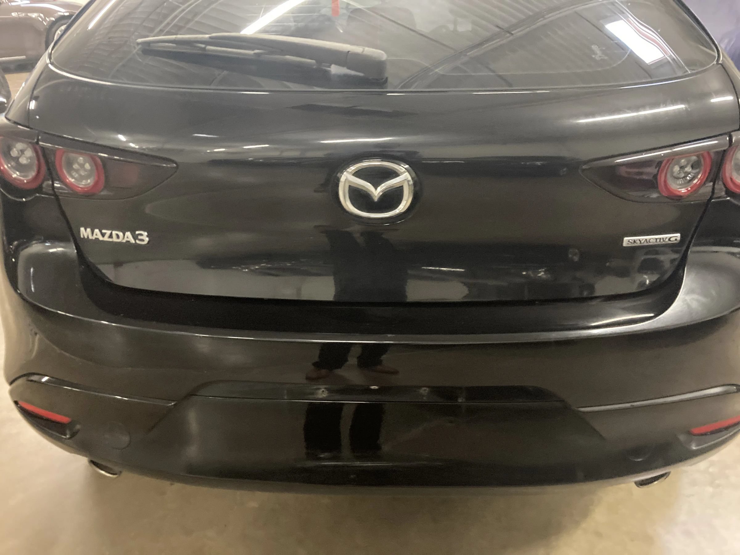 Used 2019 MAZDA MAZDA3 Hatchback w/ Premium Package FWD image 20
