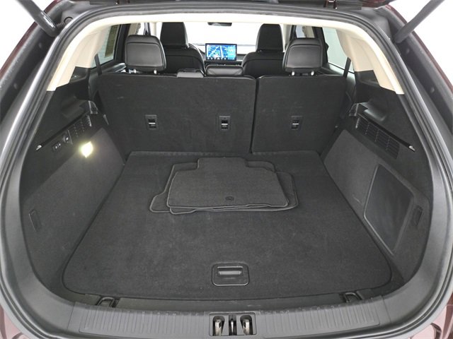 Certified 2022 Lincoln Nautilus AWD w/ Premium Package image 14